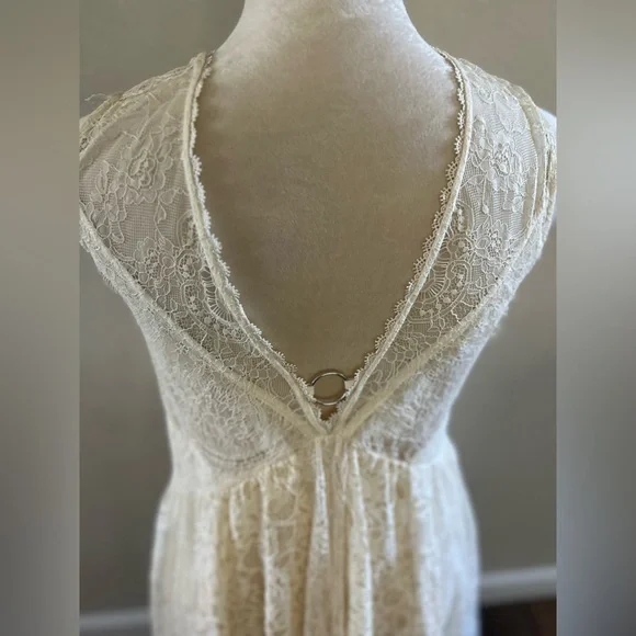 Free People Dint you Dare ivory Lace Sleeveless Dress size s/p - Picture 9 of 10